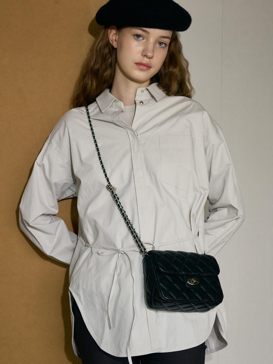 ANNA Small Quilted Chain Crossbody Bag